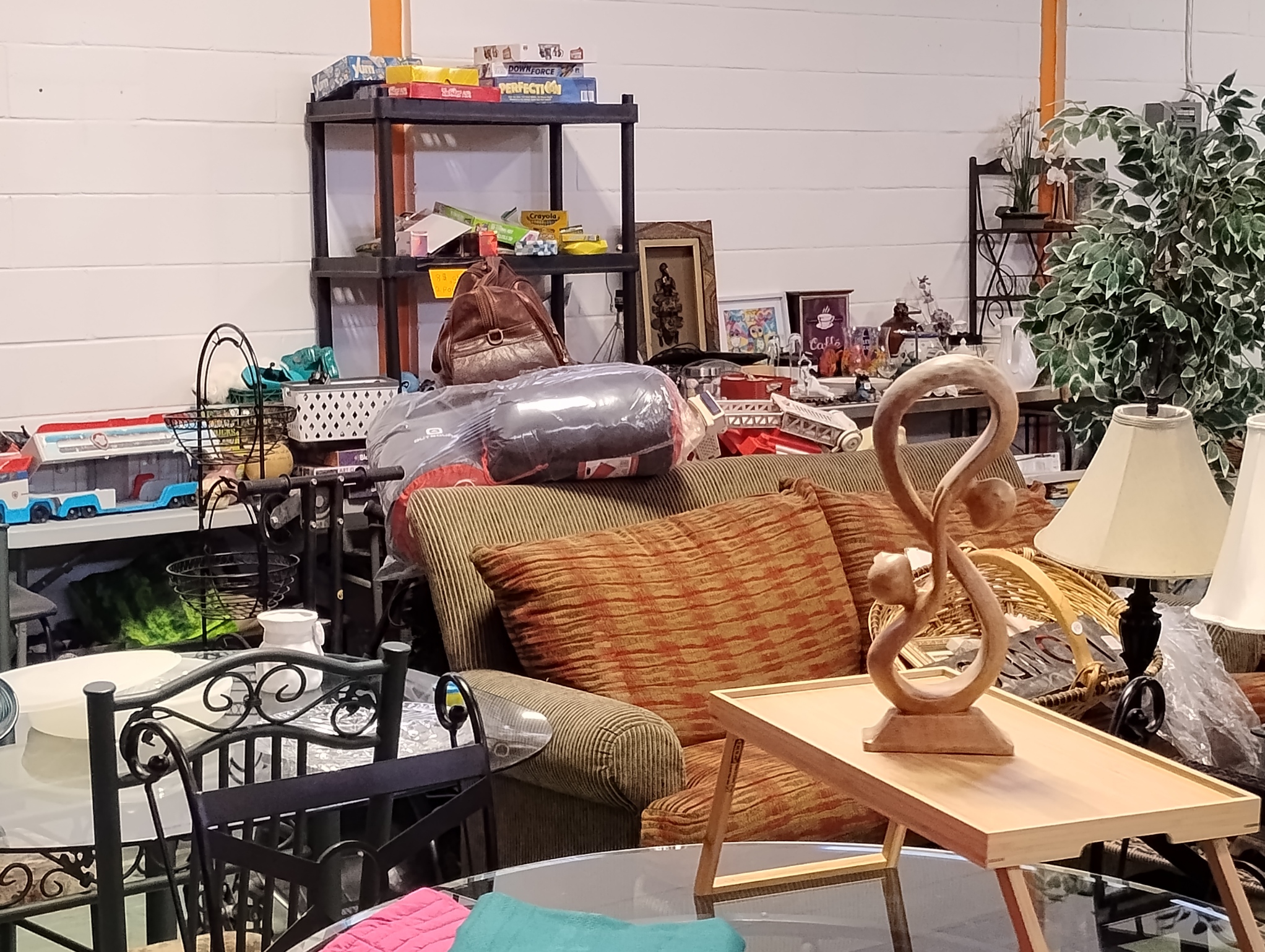 MYSTERY MART PHOTO